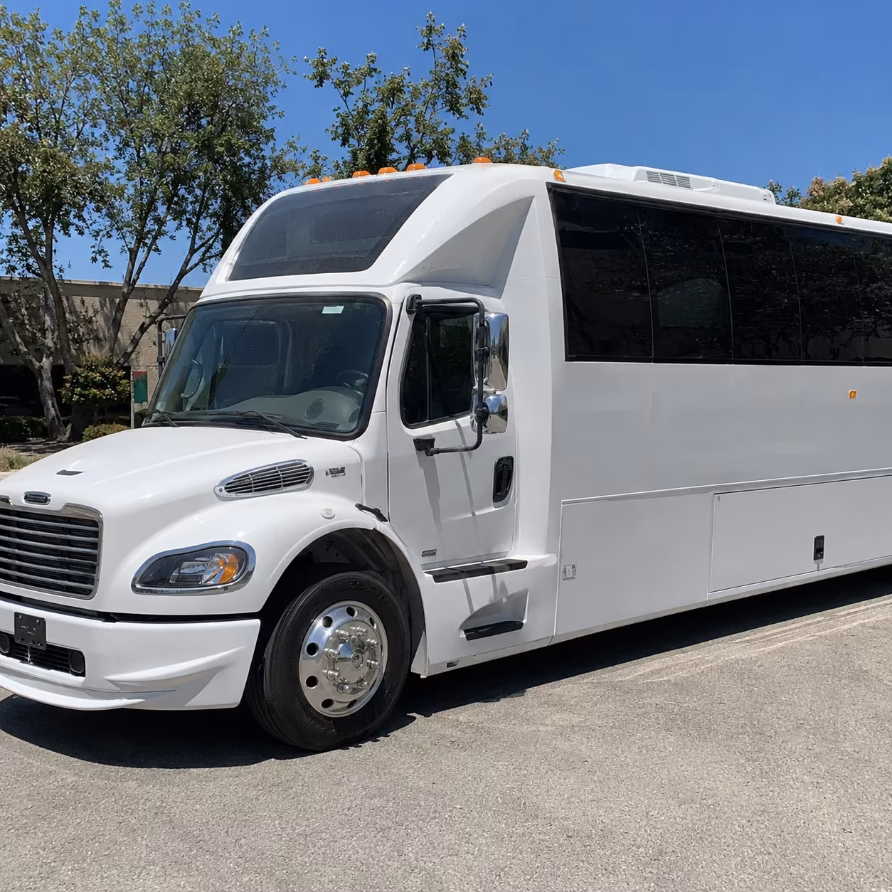 Dallas Homecoming & Prom Party Bus Rentals